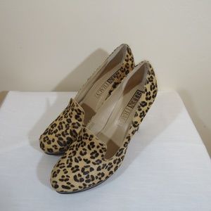 Ellen Tracy Prince cowhair pumps new sz 6 1/2